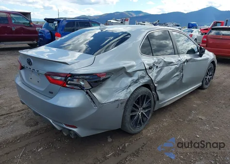 2022 Toyota Camry Se из США, поврежденный, VIN 4T1G11AK5NU061681